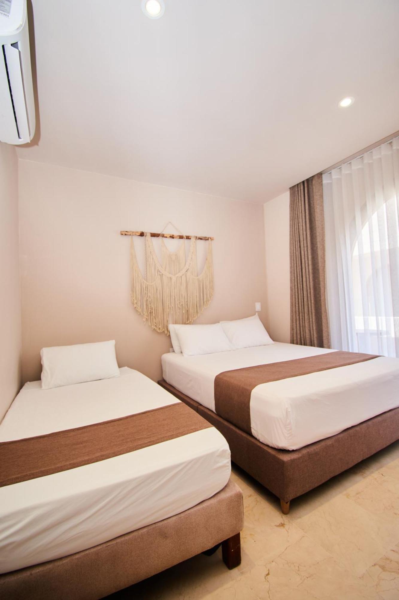 Loa Tolu By Bernalo Hotels Екстериор снимка
